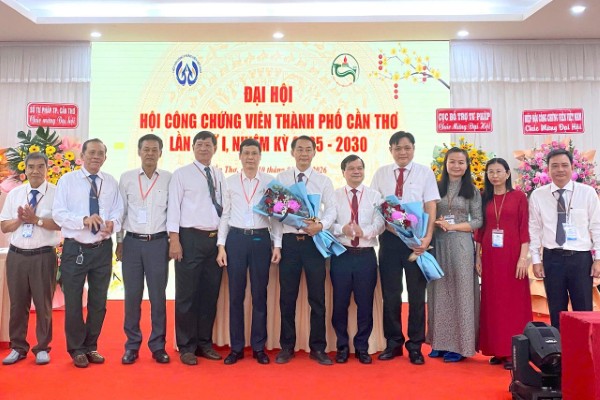 Ông Nguyễn Thanh Đình làm Chủ tịch Hội Công chứng viên TP Cần Thơ nhiệm kỳ 2025 - 2030